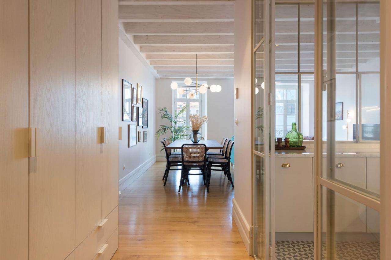 Mouzinho Luxury 3Br Flat L 5 Min Walk To Ribeira By Lovelystay OOporto Exteriör bild