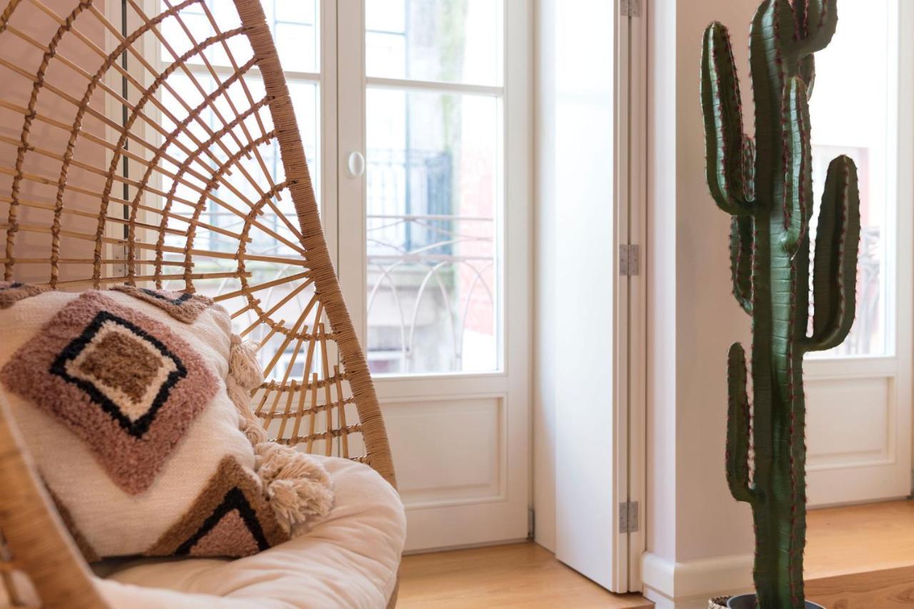 Mouzinho Luxury 3Br Flat L 5 Min Walk To Ribeira By Lovelystay OOporto Exteriör bild