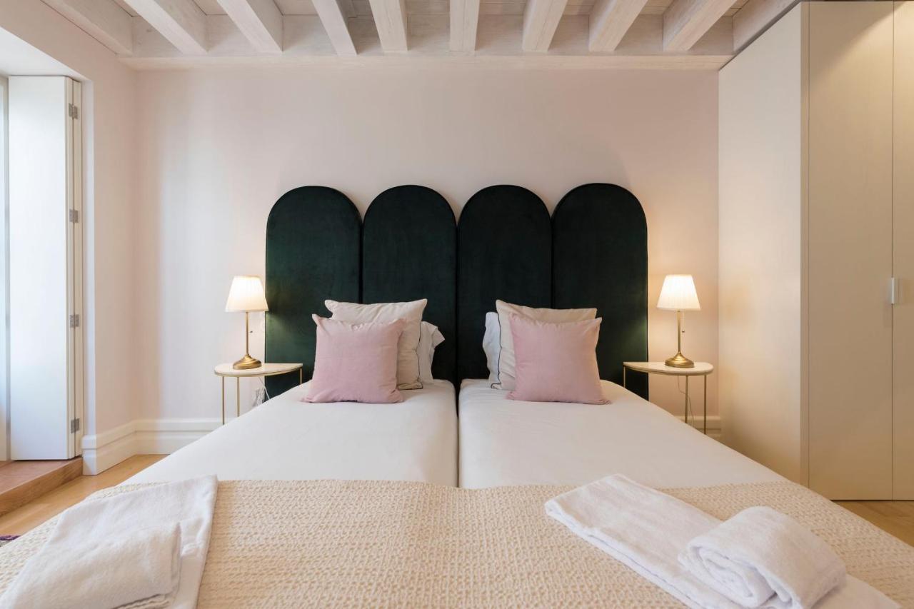 Mouzinho Luxury 3Br Flat L 5 Min Walk To Ribeira By Lovelystay OOporto Exteriör bild